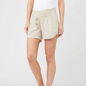 Ripe Maternity Women's Cream Linen Shorts